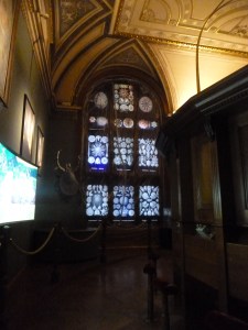 Every part of the building had been thought about. Even the windows were illustrated with microfossil drawings to emphasise their beauty.