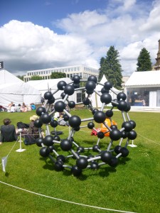 Giant molecular models