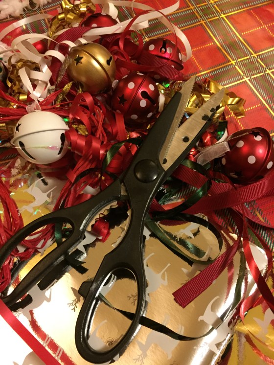 Sharp scissors are essential for nice wrapping!